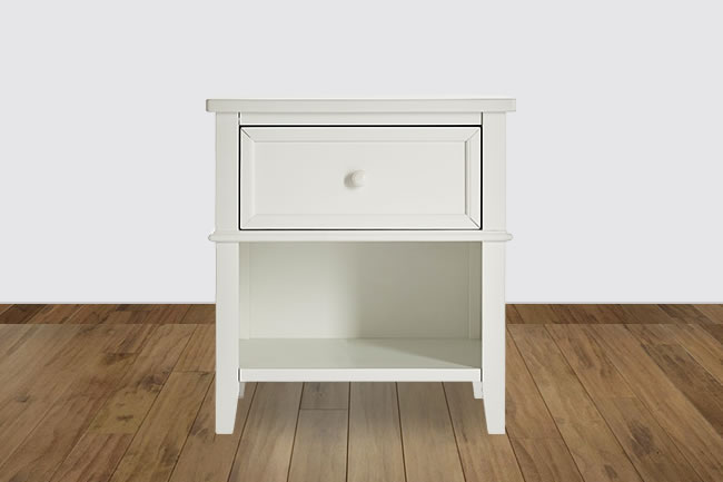 UNIVERSAL NIGHTSTAND