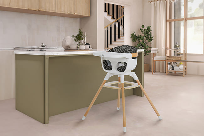 ANN BEECHWOOD 4-IN-1 HIGHCHAIR